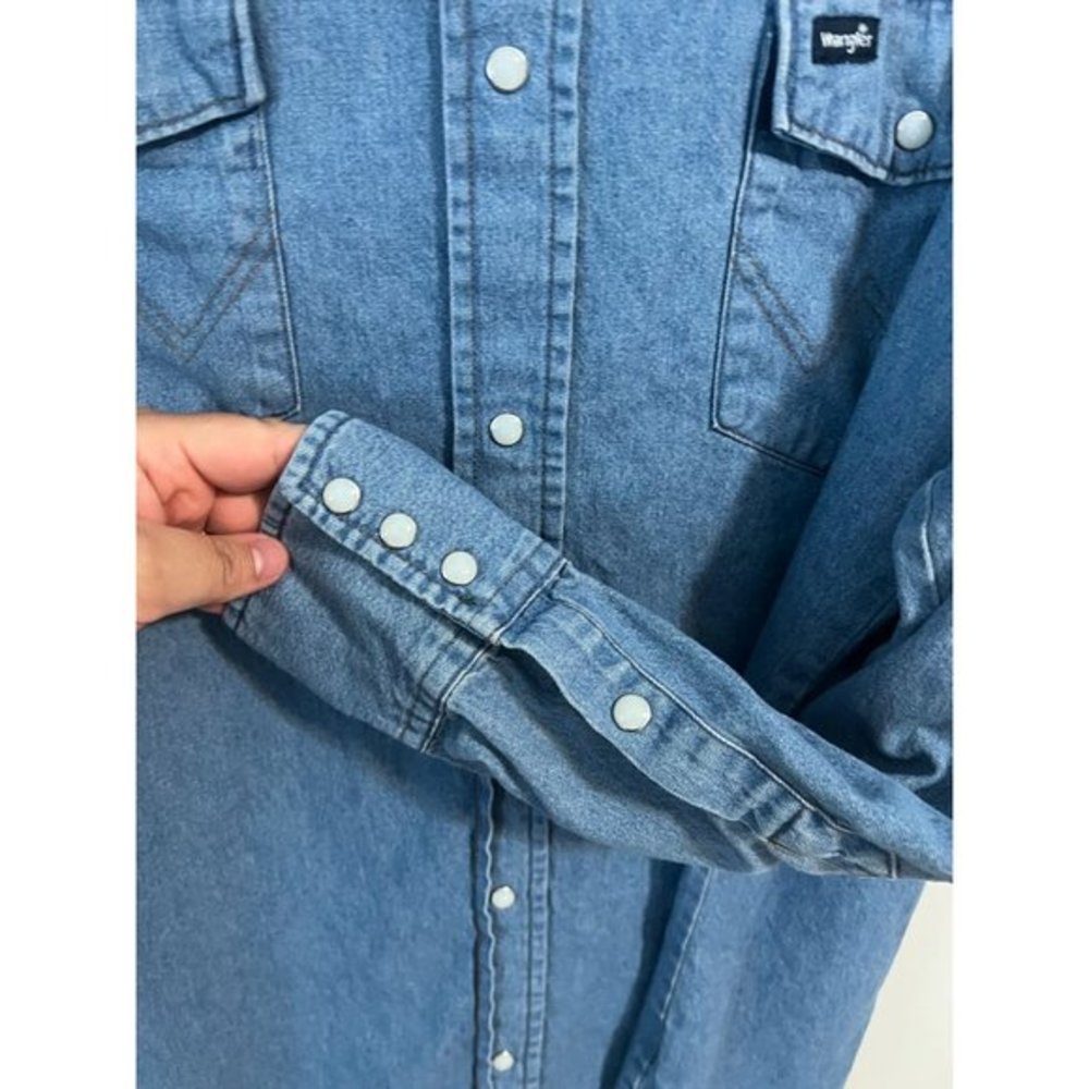 Vintage Wrangler Denim Pearl Snap Button Up Shirt… - image 3